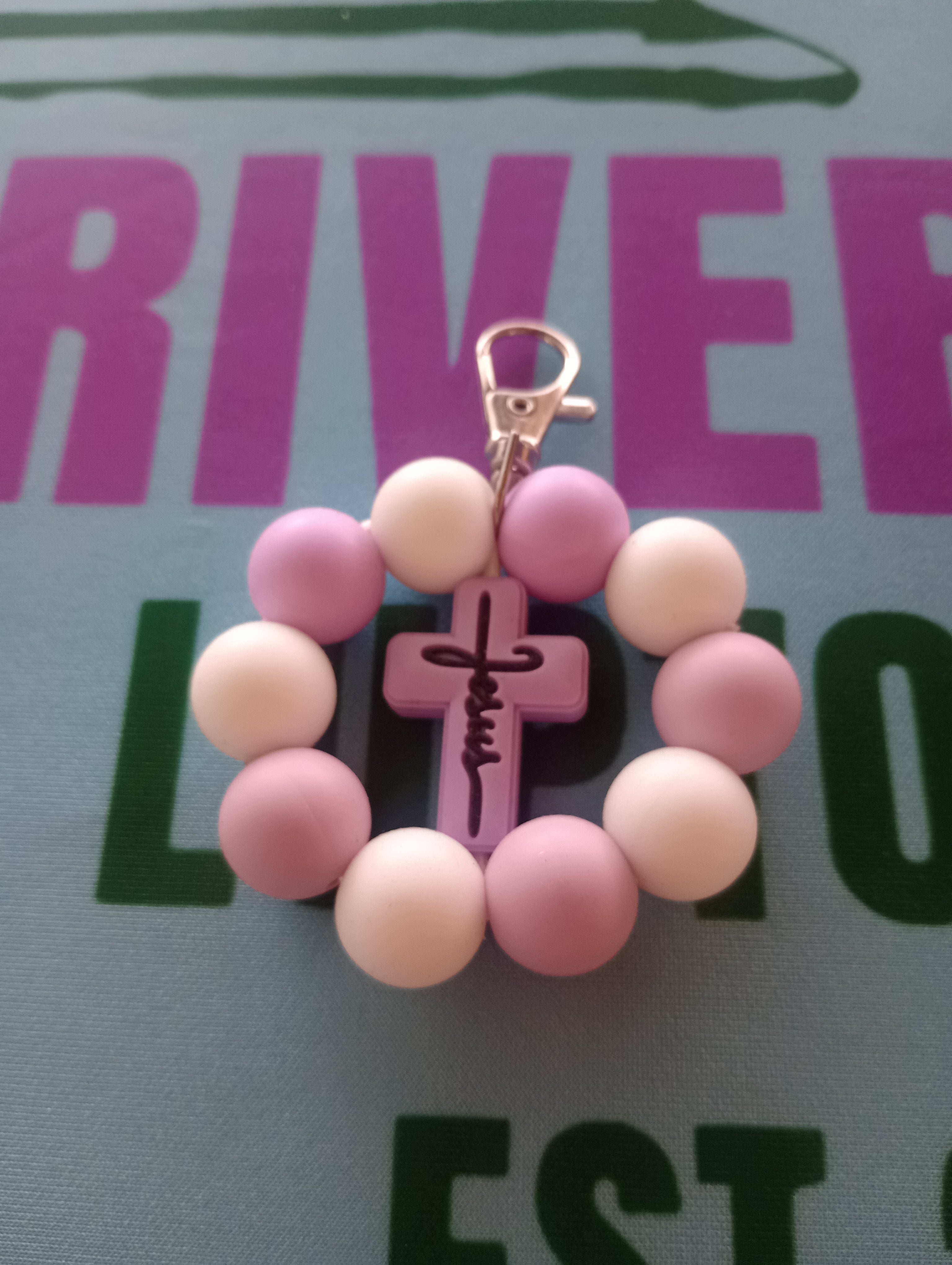 Keychain - Jesus/Cross - Silicone beaded image 0